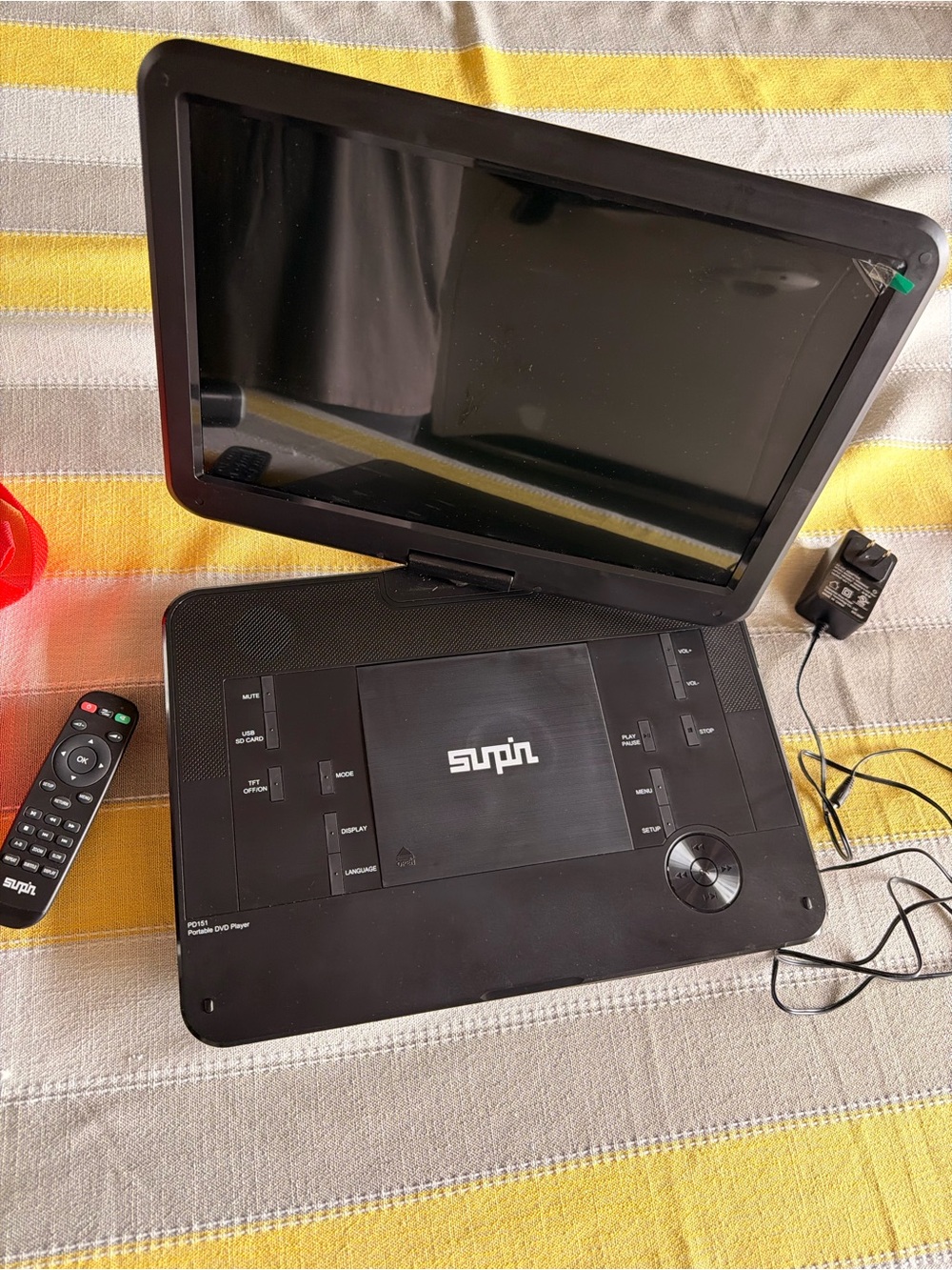 Portable DVD Player - Black - 10.5" Swivel Display